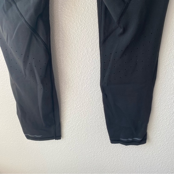 Athleta 7/8 Stealth Trucool Perforated Leggings Women's Medium - Picture 10 of 10